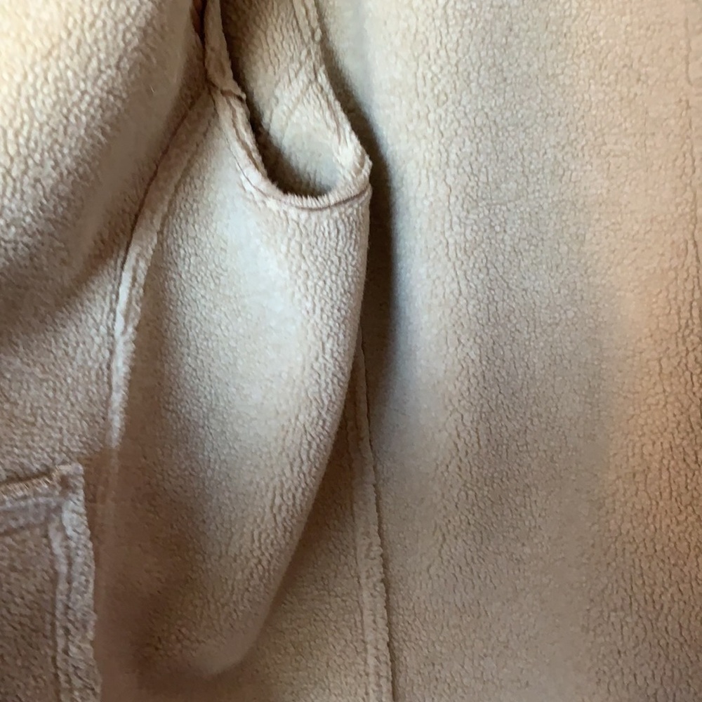 Cute jacket - Picture 3 of 3